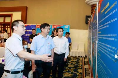 黨建紅引領互聯藍 無錫市互聯網企業(yè)黨建研討會成功舉辦