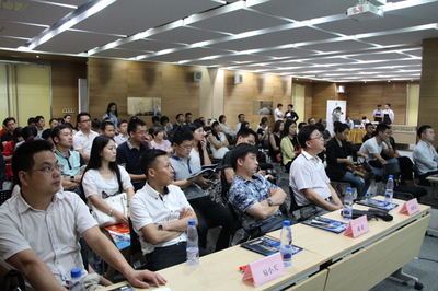 《湖北企業家》雜志成功舉辦“互聯網+創業創新”主題沙龍 激發創新思維，共繪創業藍圖